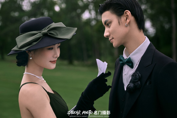 “优雅是唯一不会褪色的美”
