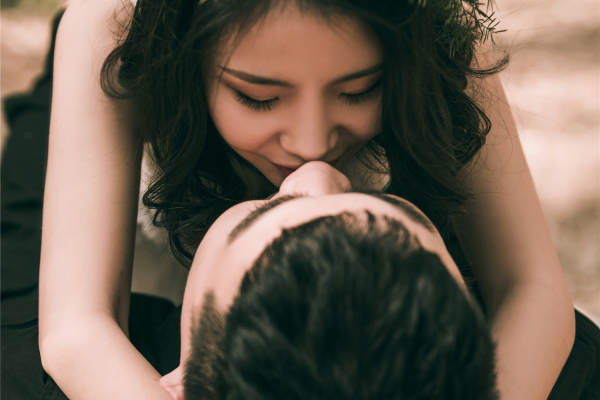 张先生&王女士