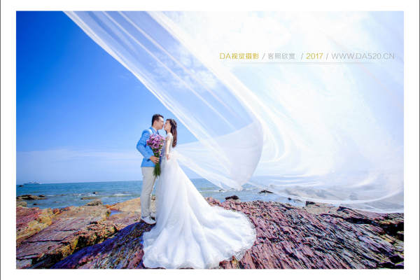 Mr.李&Ms.王