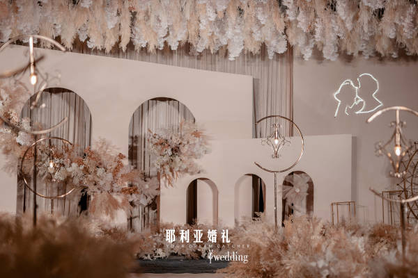 愿你三更暖  愿你天黑有灯 下雨有伞