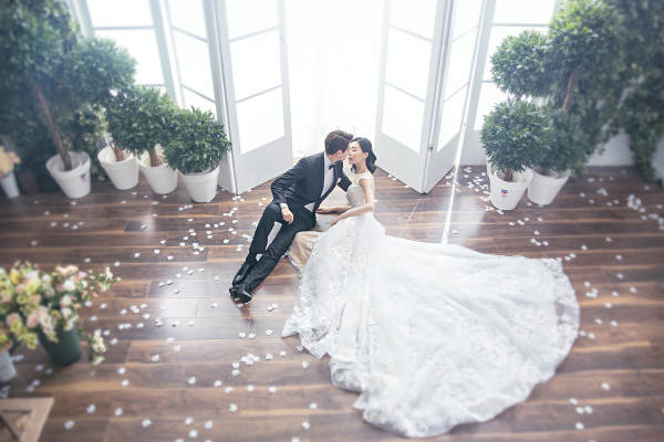 朱先生&吕女士