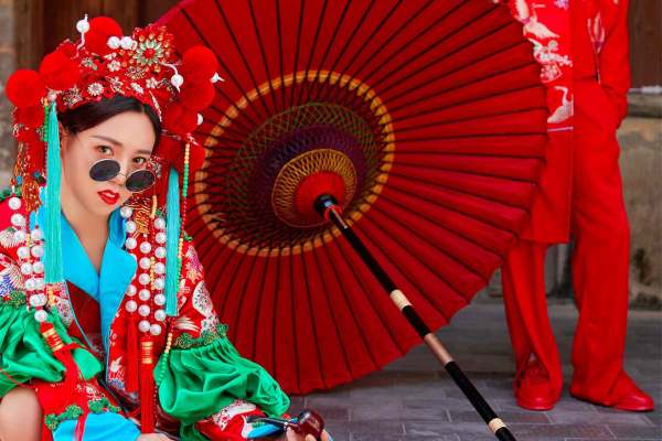广西北海客人旅拍婚纱照～国潮风