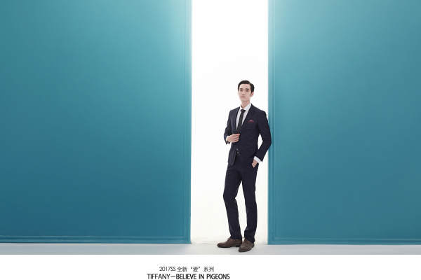 《最新婚纱主题服装11》