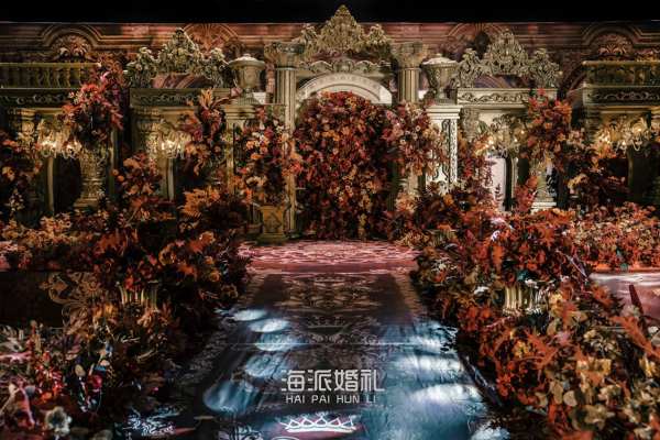邂逅一座古典城堡满目花开浓郁的金色，一场视觉盛宴