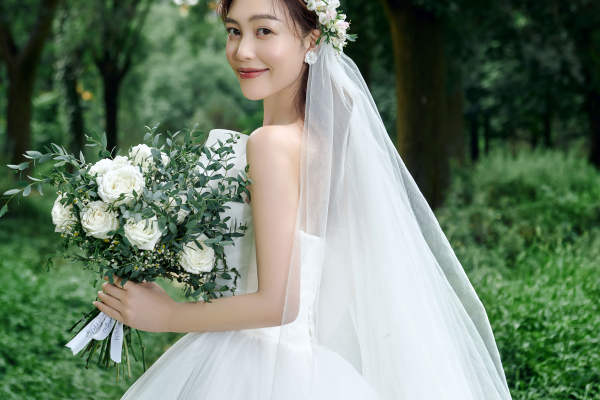 森林清新婚纱照