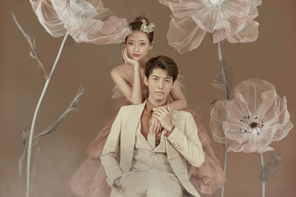 花间仙子婚纱照