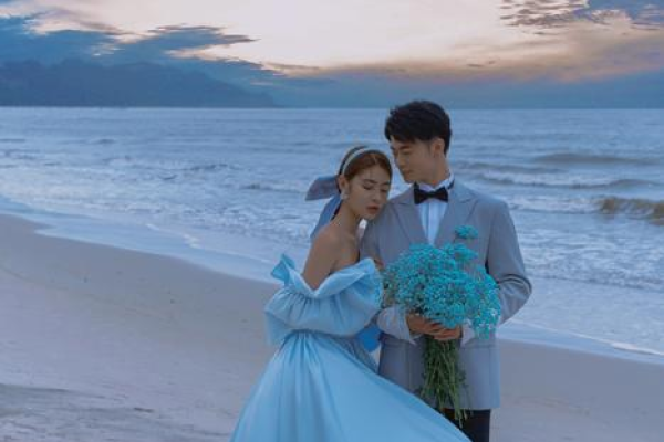 电影感海边婚纱照/真滴是超级喜欢💗