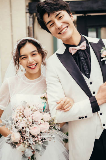 电影感丨城市纪实风婚纱照