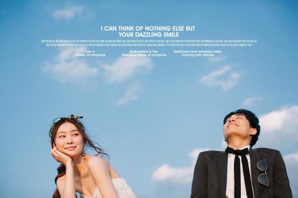 让人心动的街拍婚纱照  至我们单纯的小美好~