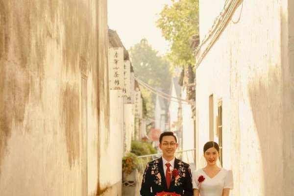 太赞了！父母爱情重返80年代怀旧婚纱