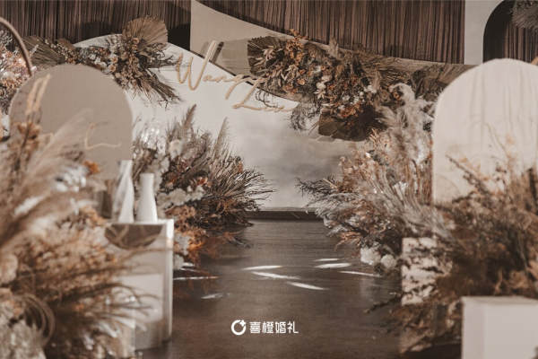 喜橙婚礼 | 大气复古 | 垞寂简约室内婚礼