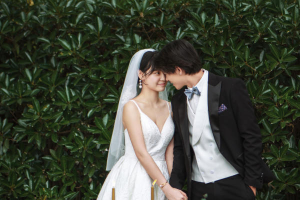 好喜欢我的婚纱照，浪漫仪式感的草坪婚纱照