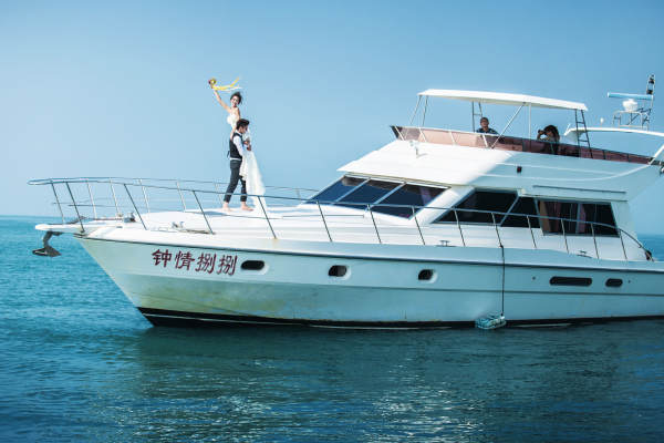 左岸轮渡