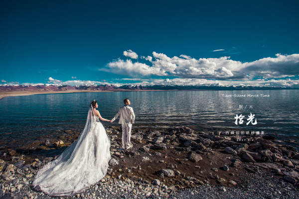 纳木措圣湖蜜月旅拍婚纱