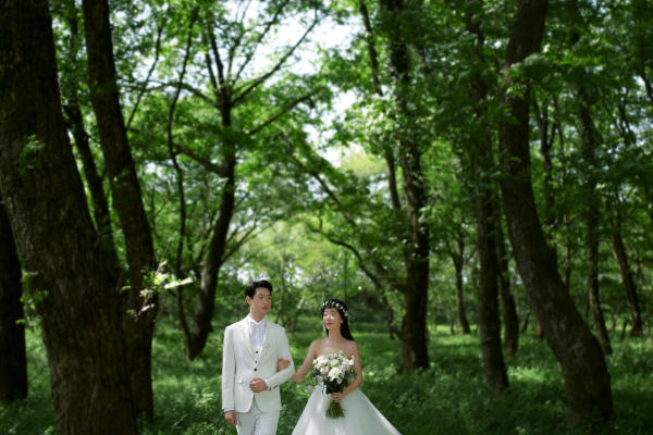超治愈的森系婚纱照
