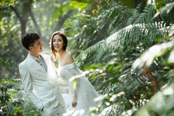 卢先生&王女士
