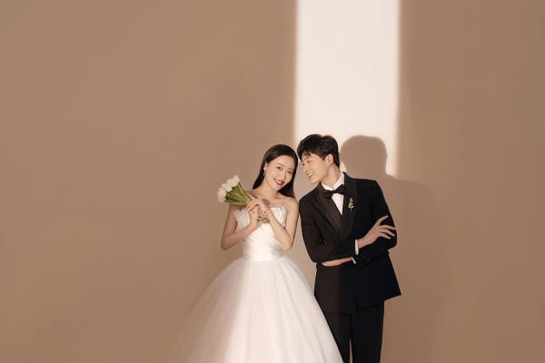 迈入婚姻
