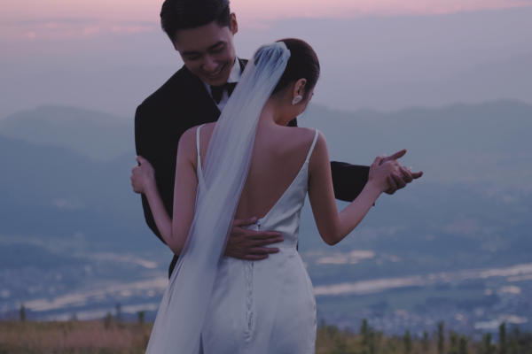 唯美户外婚纱照