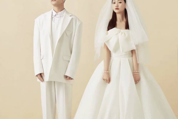 2022年简约婚照