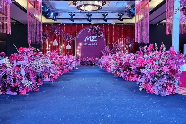 #2021#室内婚礼｜大红色系风格