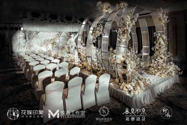 南都宾馆 香槟色轻奢小飞马婚礼作品