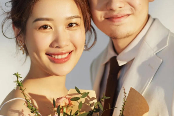 光影极简婚纱照