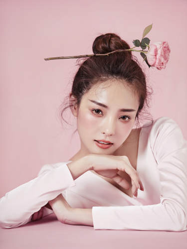 《最新婚纱主题服装2》