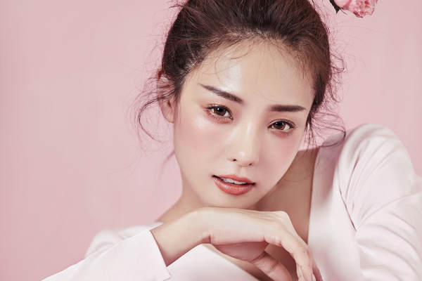 《最新婚纱主题服装2》