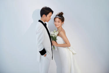 【布拉格】简约系列婚纱照 场景任拍+无隐形消费
