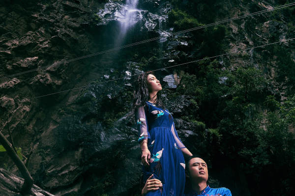 【旅拍婚纱照客片】色达之后，再无色达