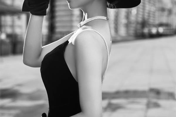 穆先生$田美女 法式街拍客照欣赏
