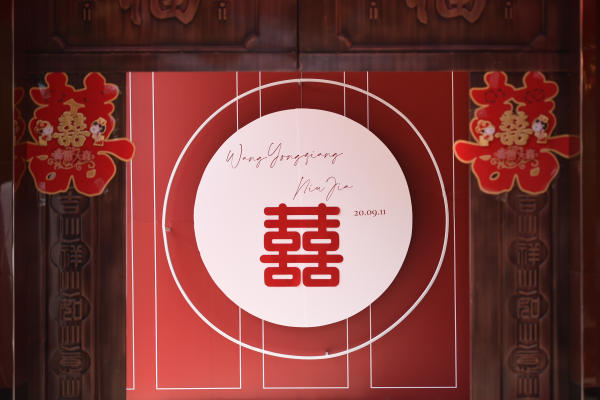 户外红白色系婚礼案例