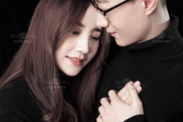-先生&刘瑶女士