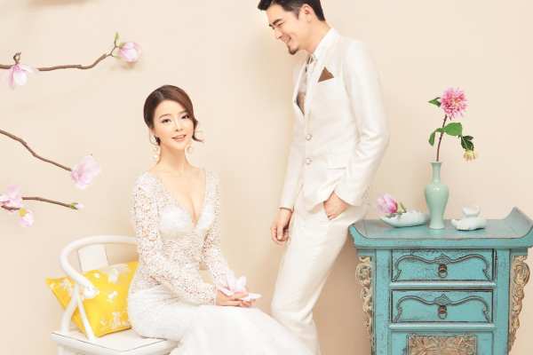 新中式婚纱