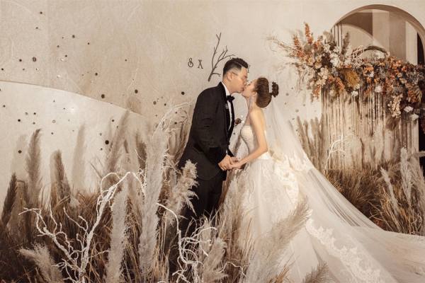 《邂逅》-香槟色简约婚礼