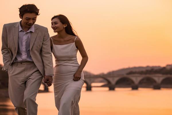 夕阳婚纱照