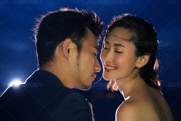夜语阑珊