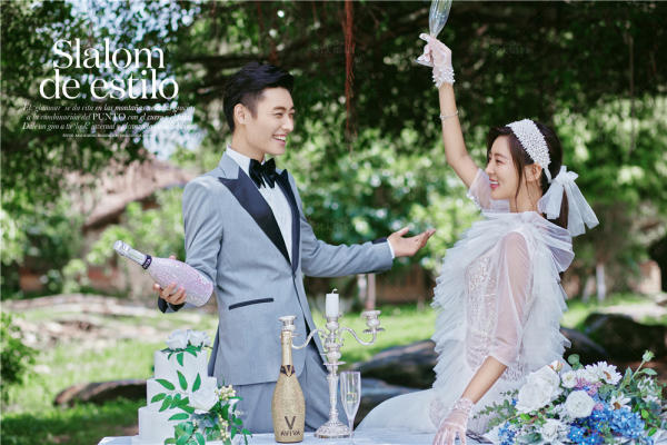 【名人婚纱】清新仪式丨森系草坪婚礼婚纱照
