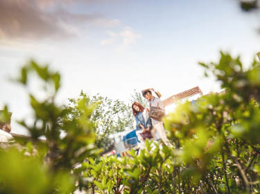 婚纱情侣