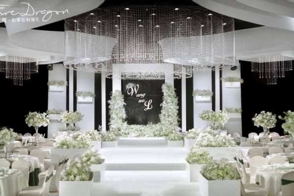简约线条-泰安火龙腾私享定制婚礼