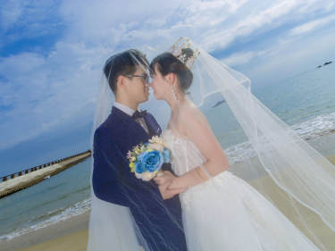 郭先生&覃女士