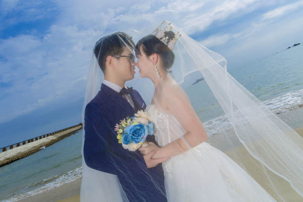 郭先生&覃女士