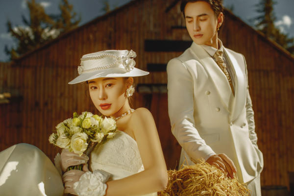 欧式轻奢婚纱照