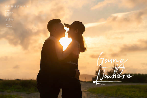 Mr & Mrs.     劳