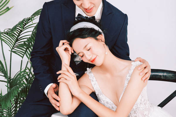 孙先生&王女士