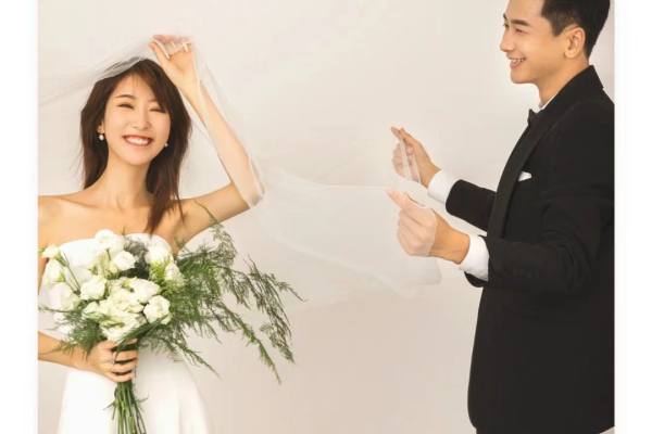 太好看了吧💖我的室内光影婚纱照