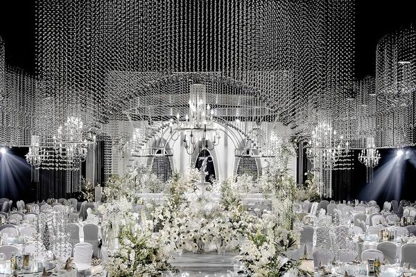 2021水晶秀场婚礼主题