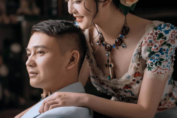 魏先生&渠女士