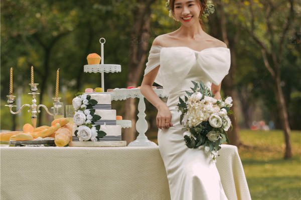 森系丨草坪婚礼丨小清新仪式感