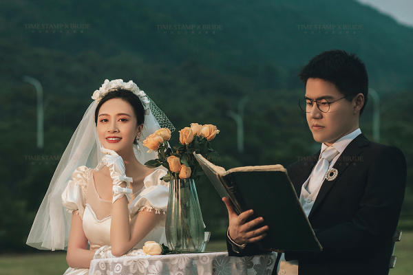 【客片分享】女生无法拒绝的轻奢仪式感婚纱照